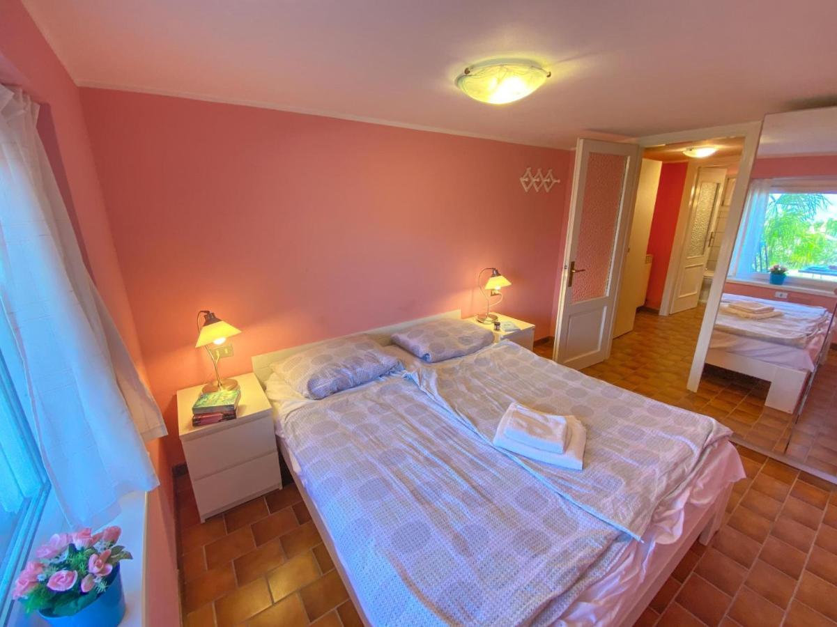 Bellavista A Garten Appartement Mit Pool คอลีโก ภายนอก รูปภาพ
